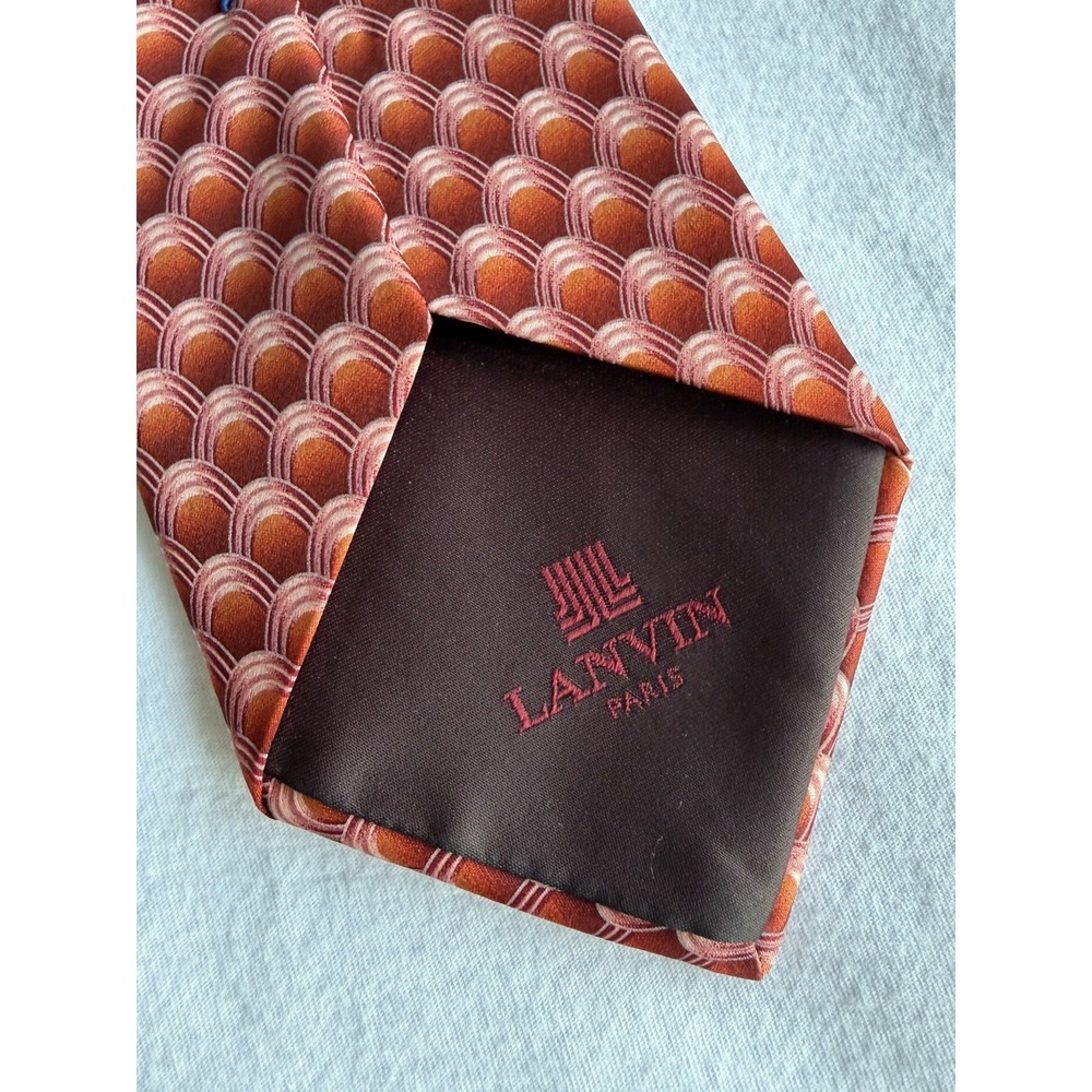 Lanvin Paris Red Scale Geometric Print Smooth Feel 100% Silk Tie Necktie France